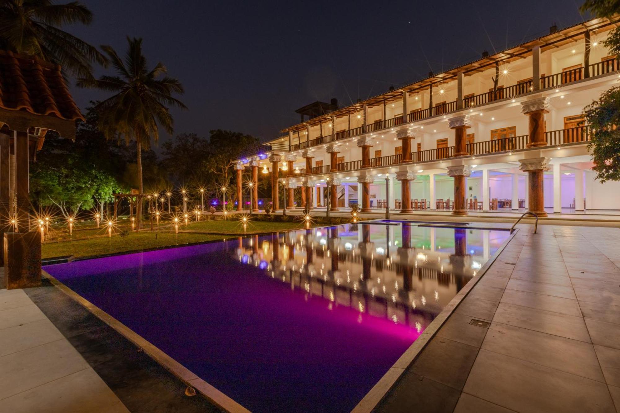 Elysia Sigiriya Hotel Dambulla Esterno foto